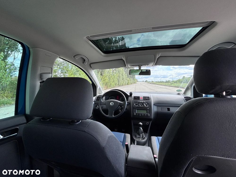 Volkswagen Touran 1.6 FSI - 13