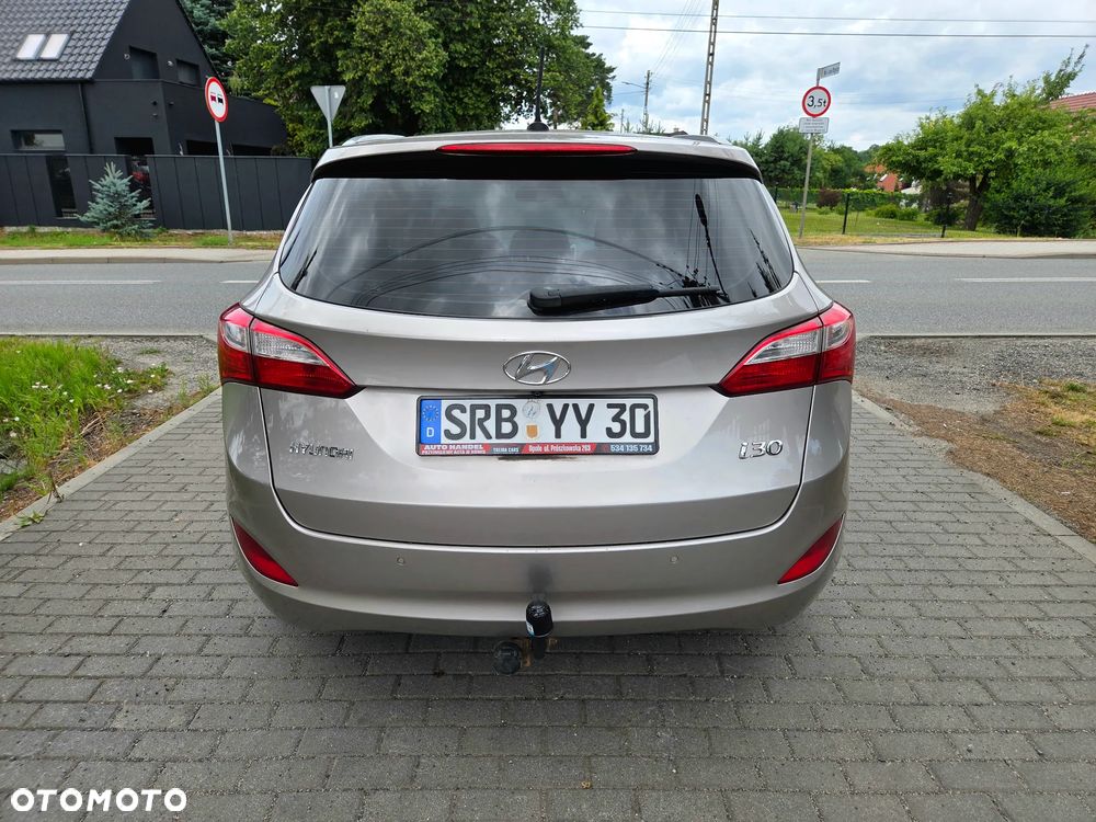 Hyundai i30 1.6 GDI DCT Premium - 8
