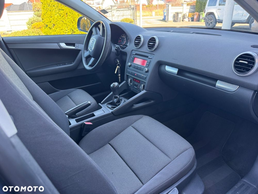 Audi A3 Sportback 1.4 TFSI Attraction - 12