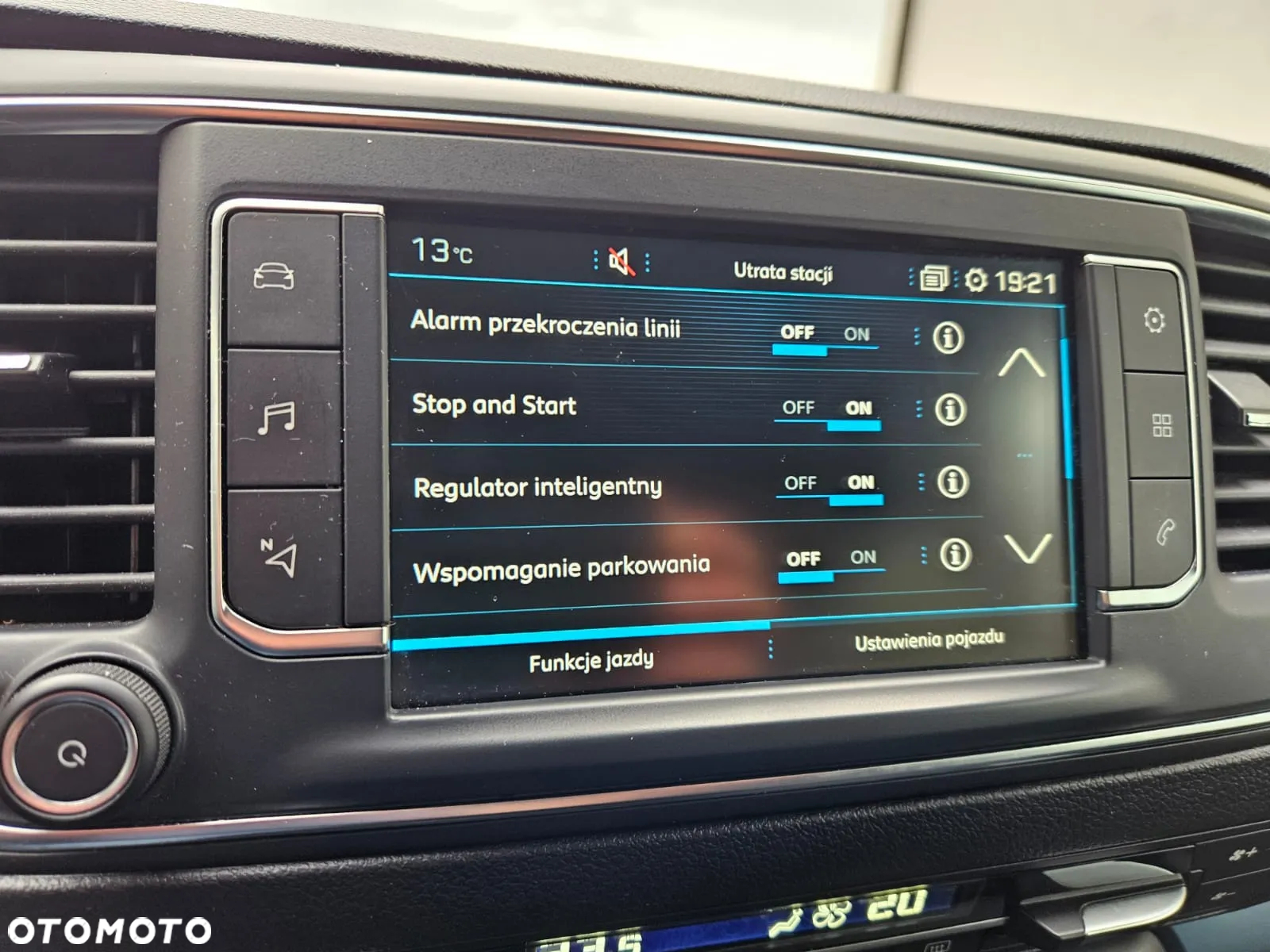 Peugeot Traveller 2.0 BlueHDi Compact Allure - 24