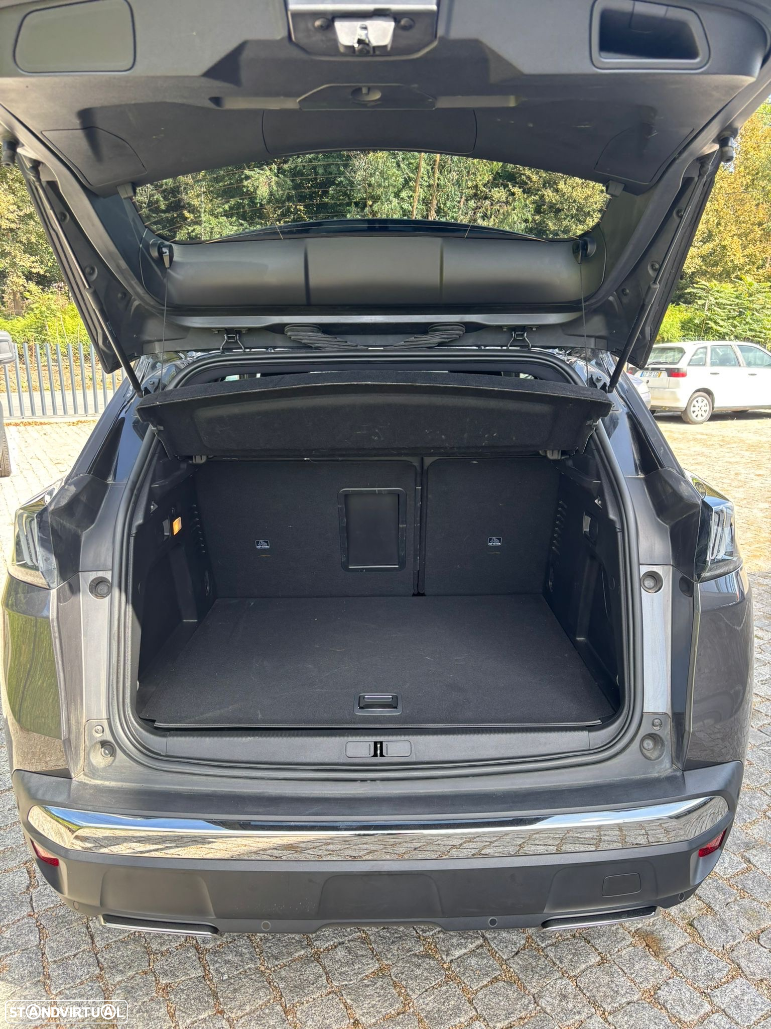 Peugeot 3008 1.6 Hybrid GT Pack e-EAT8 - 13
