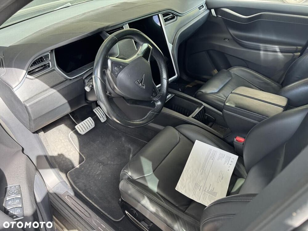 Tesla Model X Performance - 5