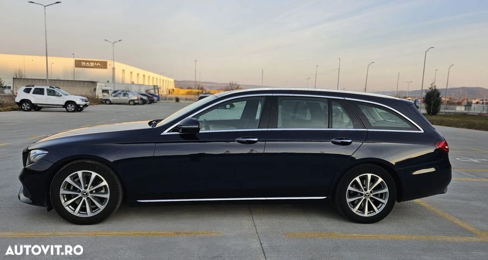 Mercedes-Benz E 200 d T 9G-TRONIC Avantgarde - 3