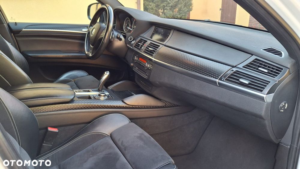 BMW X6 - 11