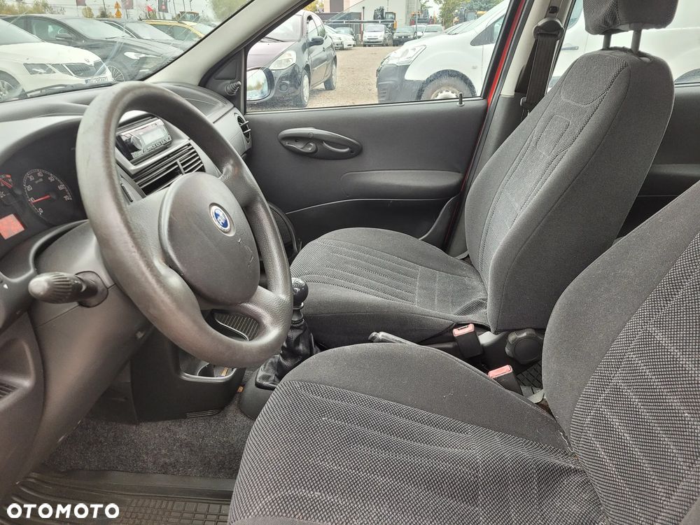 Fiat Punto - 8