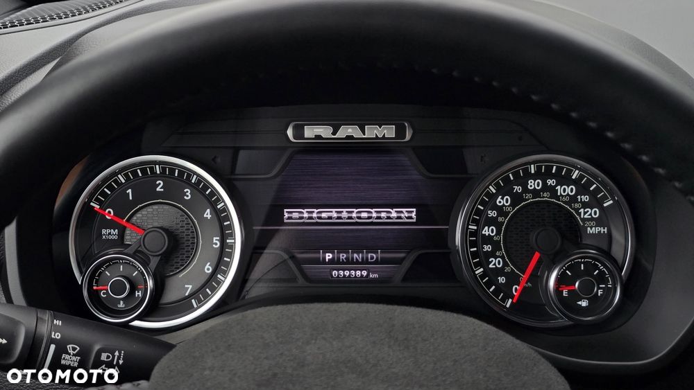 RAM 1500 5.7 Crew Cab Bighorn - 36