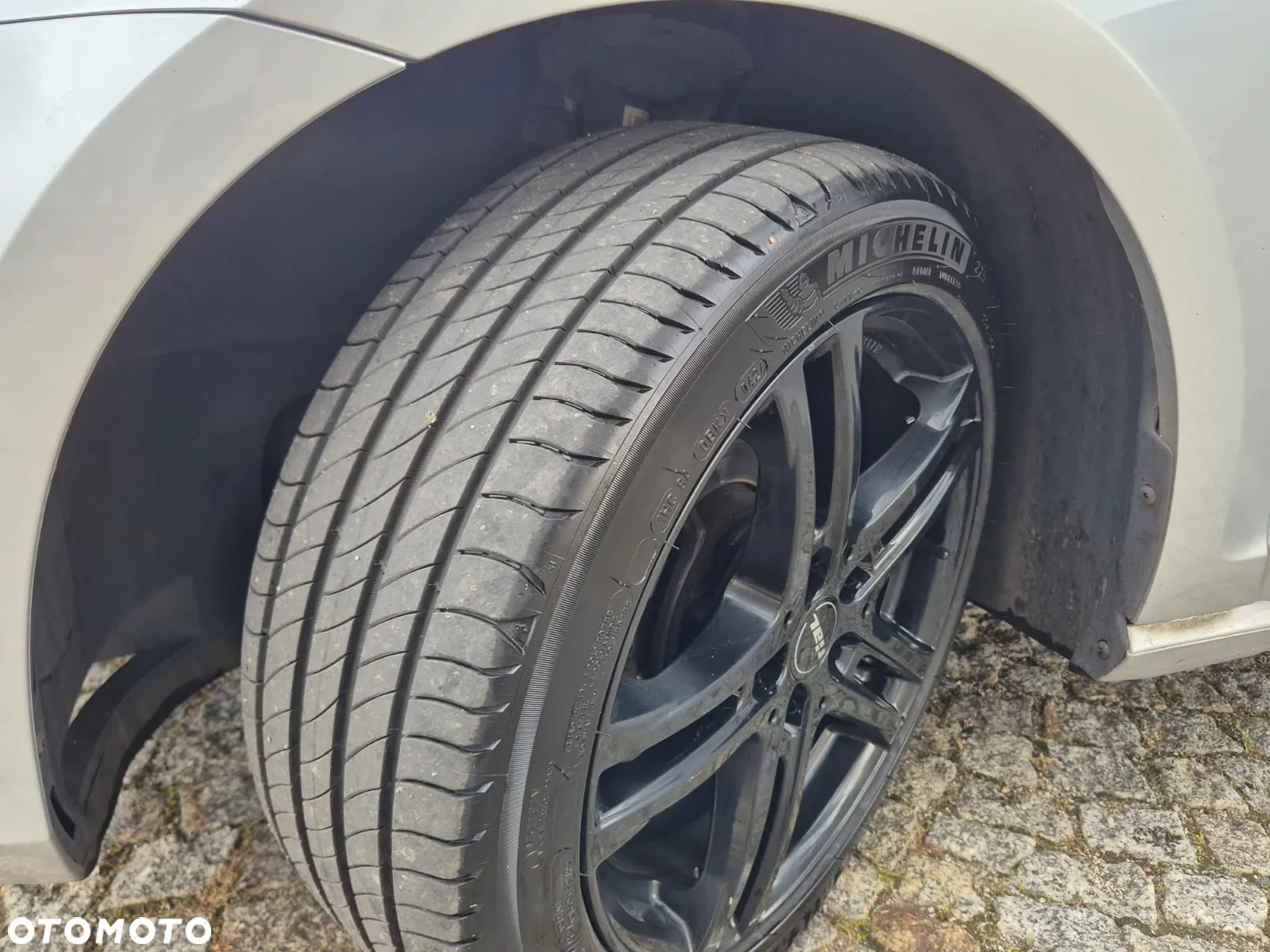 Volkswagen Golf - 10