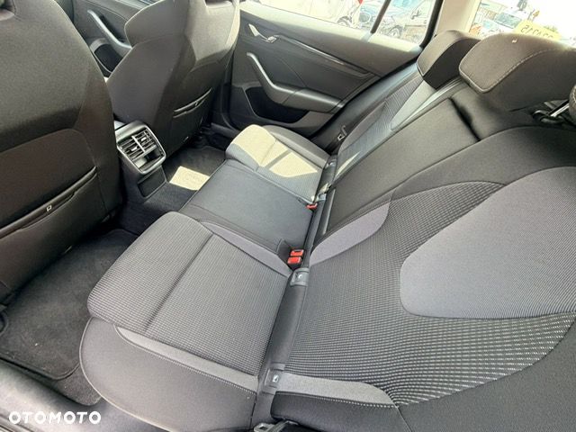 Skoda Octavia 2.0 TDI SCR Ambition DSG - 14
