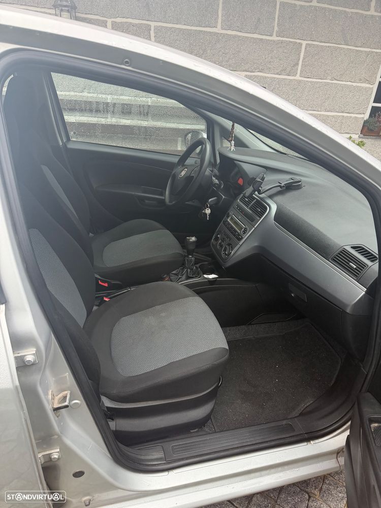 Fiat Punto - 6