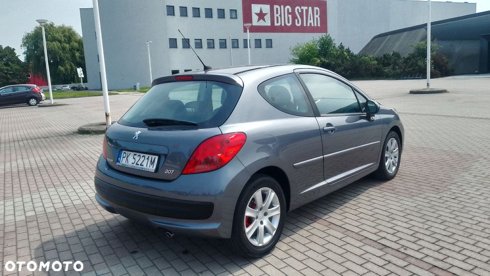 Peugeot 207 - 6