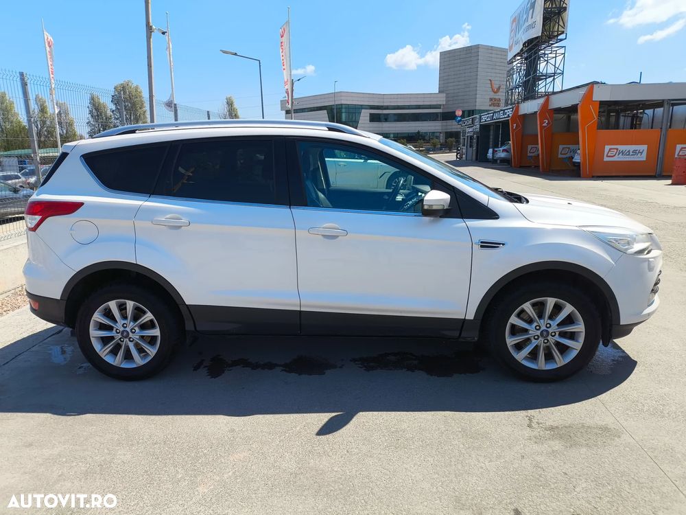 Ford Kuga - 4