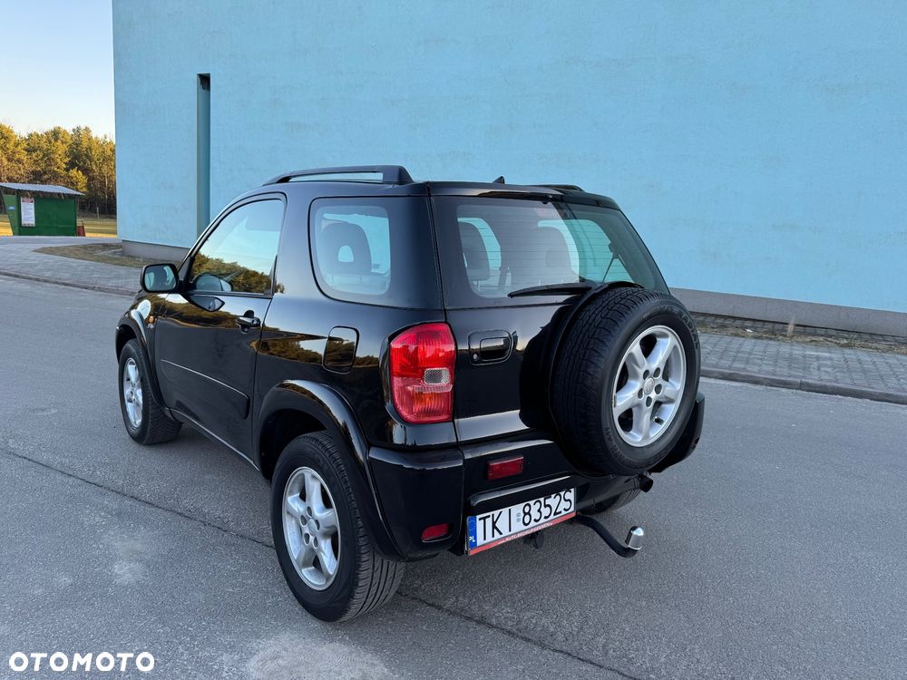 Toyota RAV4 D-4D 4x4 - 14