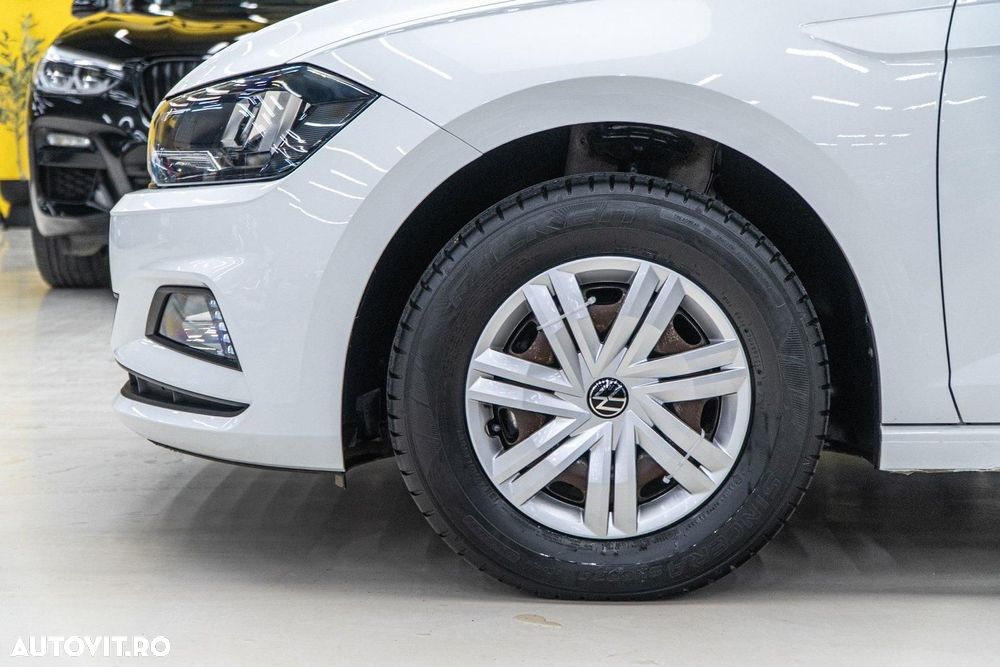 Volkswagen Polo 1.0 Comfortline - 31