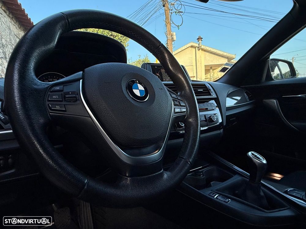 BMW 218 d Cabrio Line Sport - 24