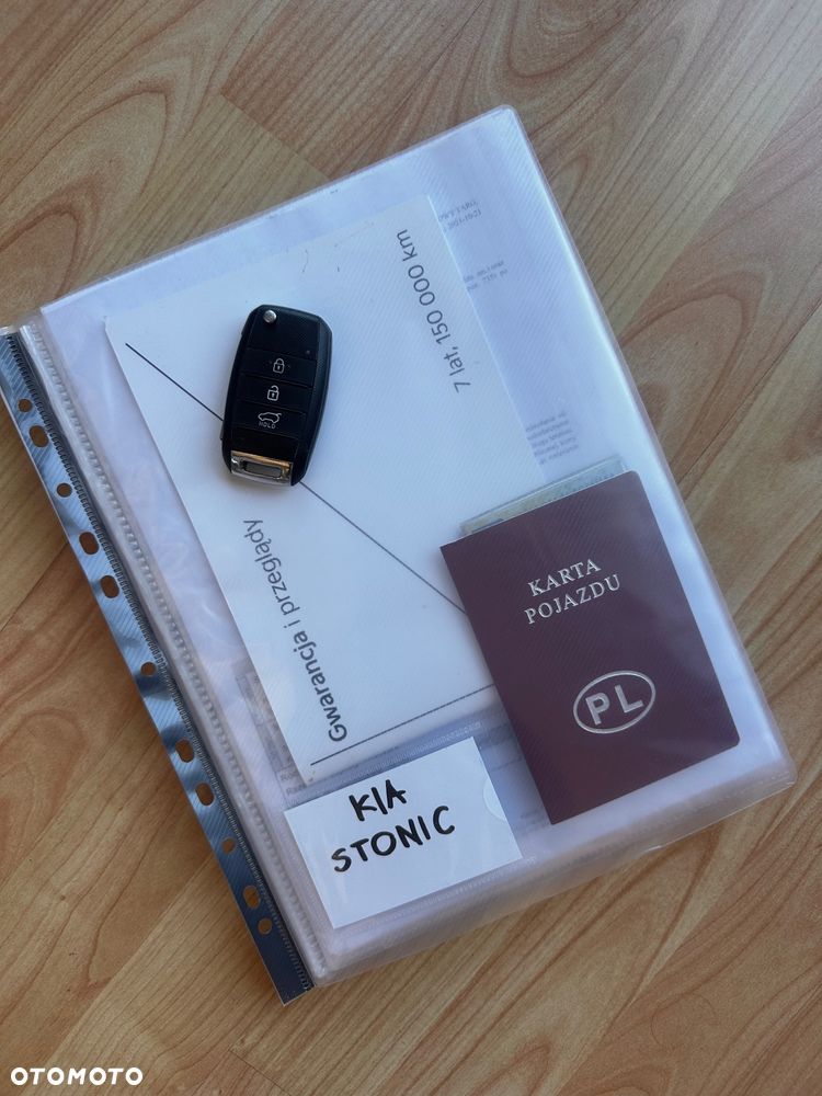 Kia Stonic - 19