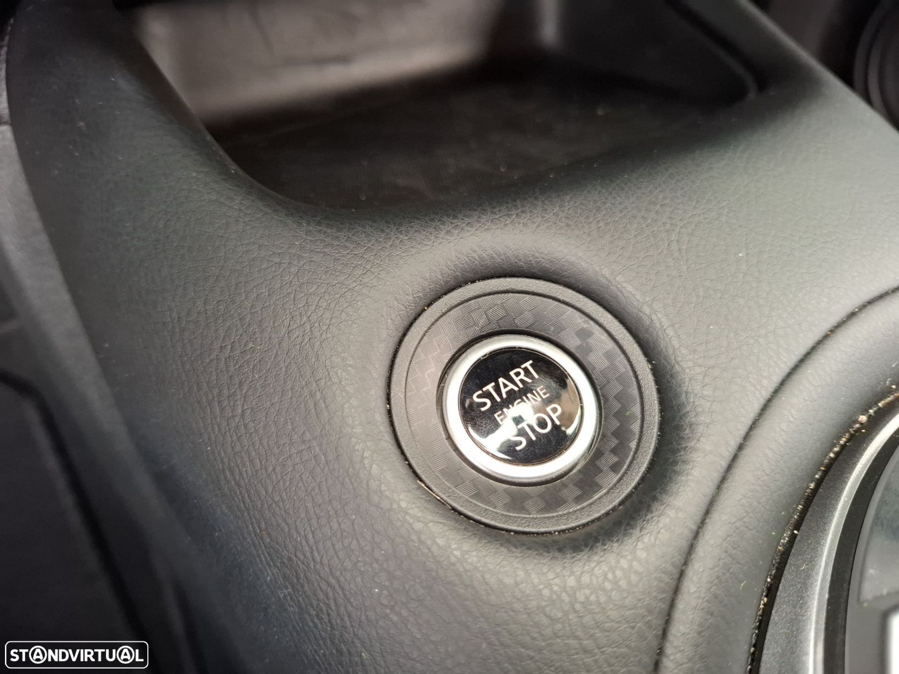 Nissan Juke 1.0 DIG-T N-Connecta NAV.+TwoTone NC DCT - 19