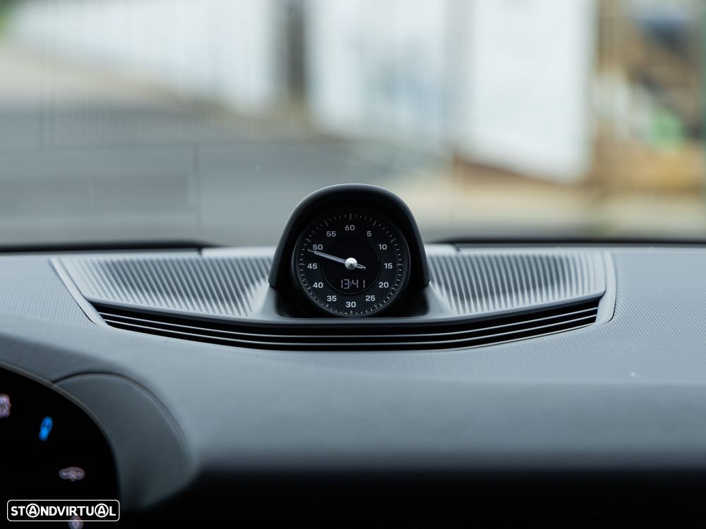 Porsche Taycan Cross Turismo Sport bateria Performance Plus - 16