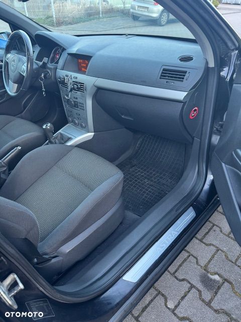 Opel Astra 1.7 CDTI Edition Plus - 10