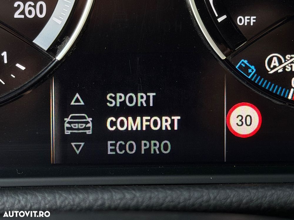 BMW Seria 2 220d Aut. Luxury Line - 41