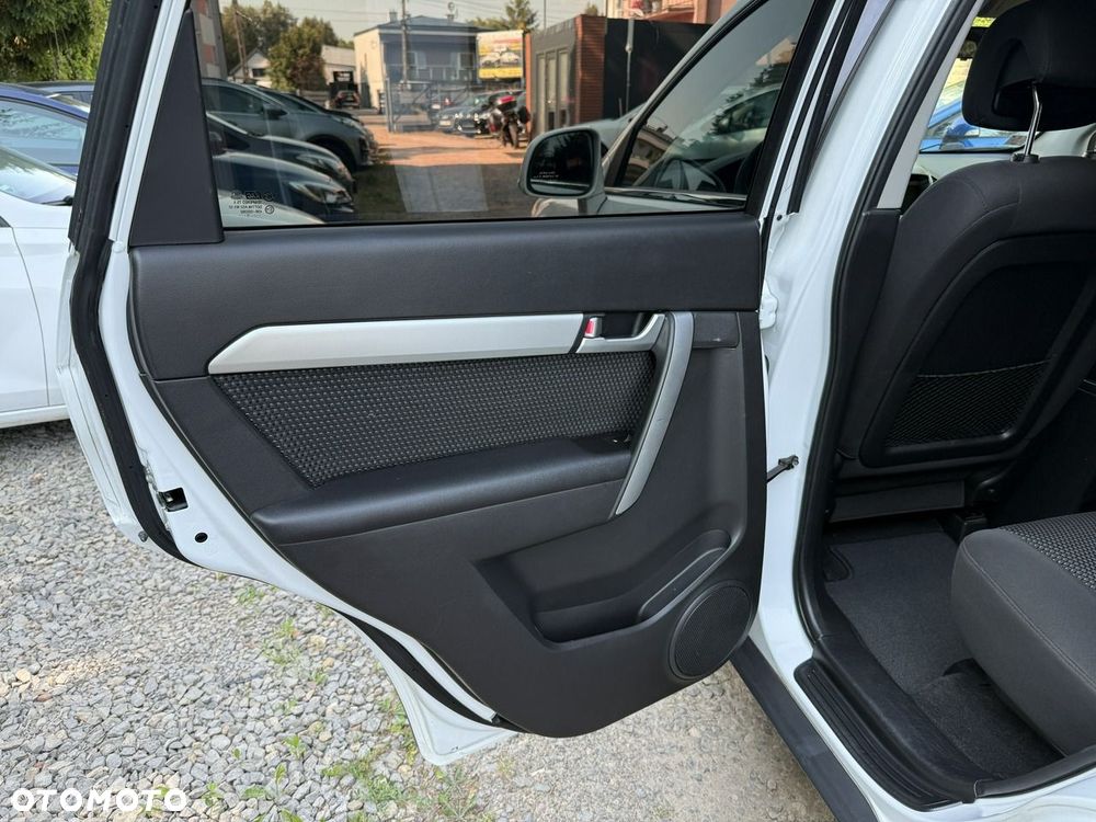 Chevrolet Captiva - 17