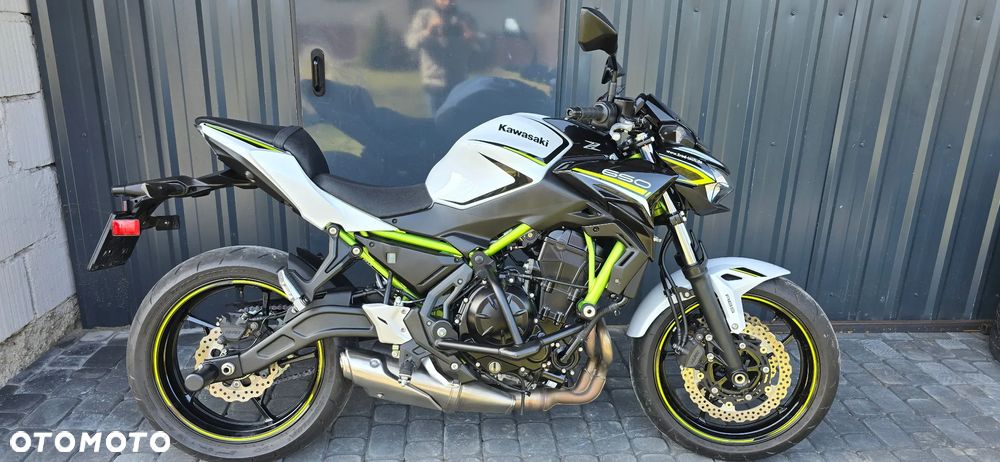 Kawasaki Z 650 - 6
