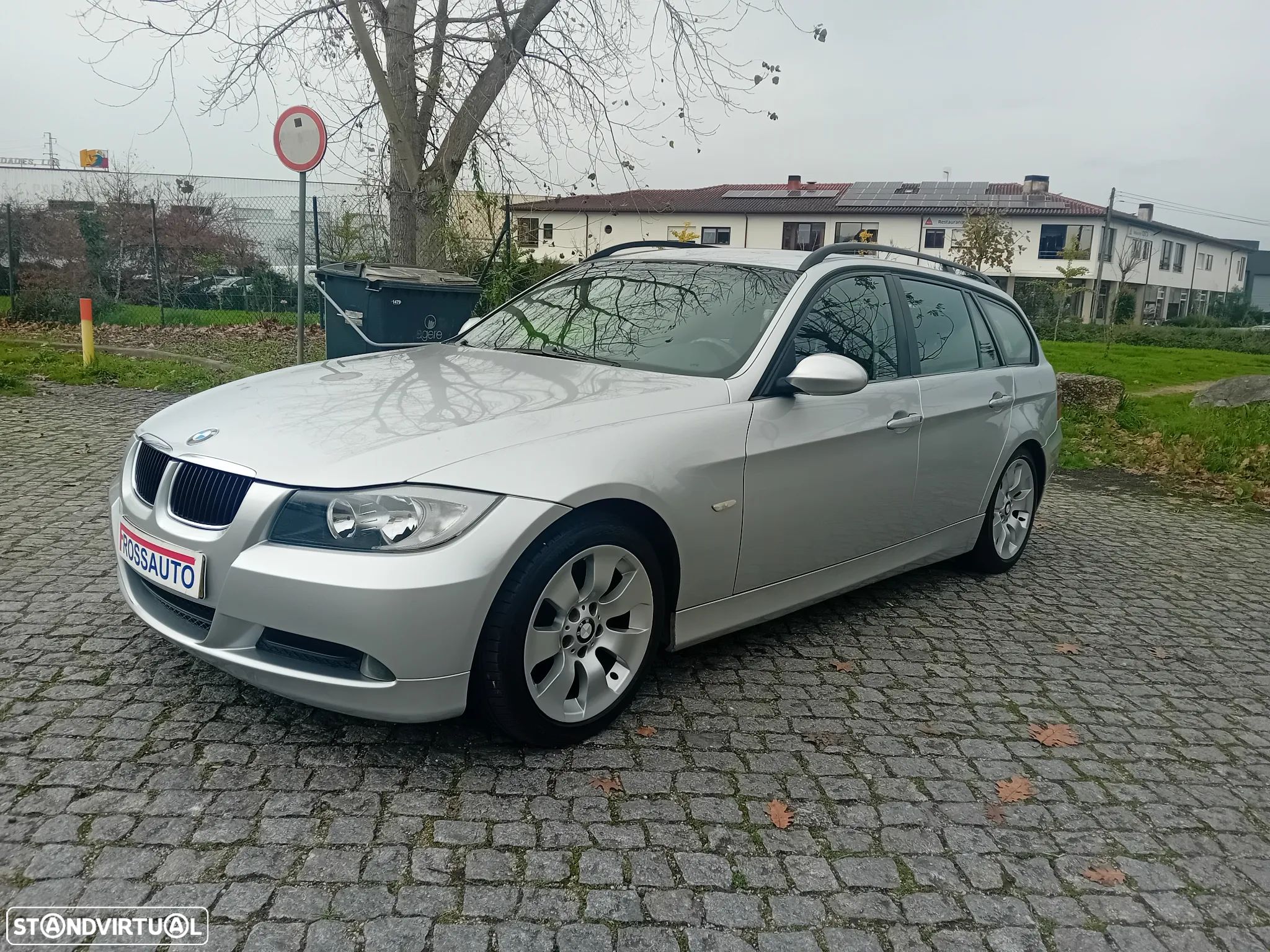 BMW 318 d Touring Navigation - 1