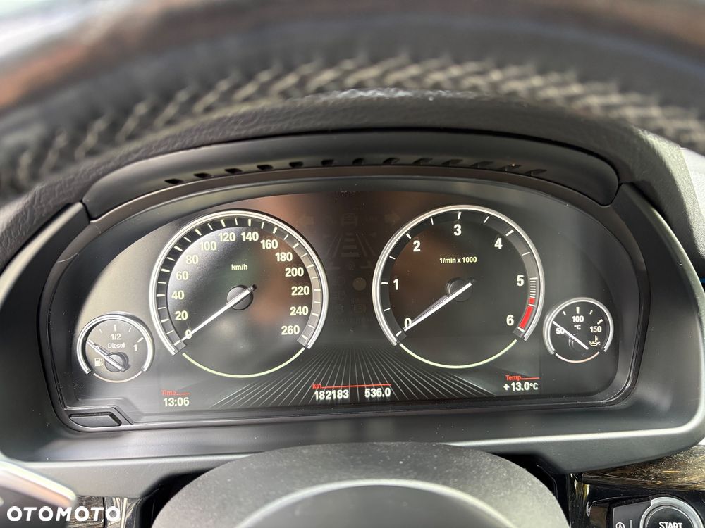 BMW X5 xDrive30d - 12