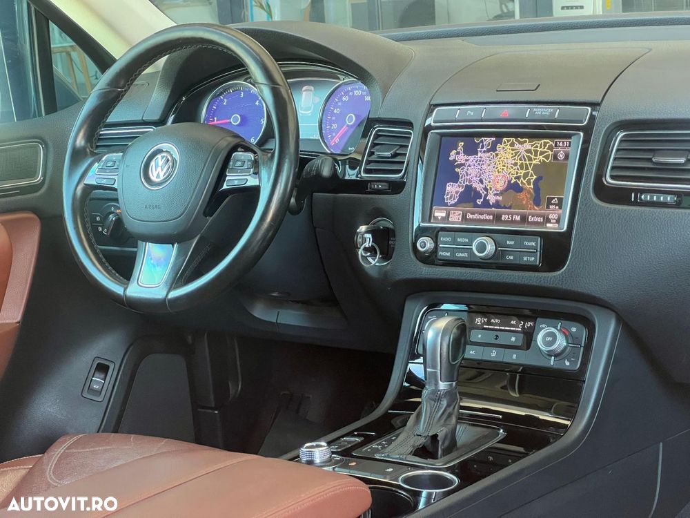 Volkswagen Touareg - 9