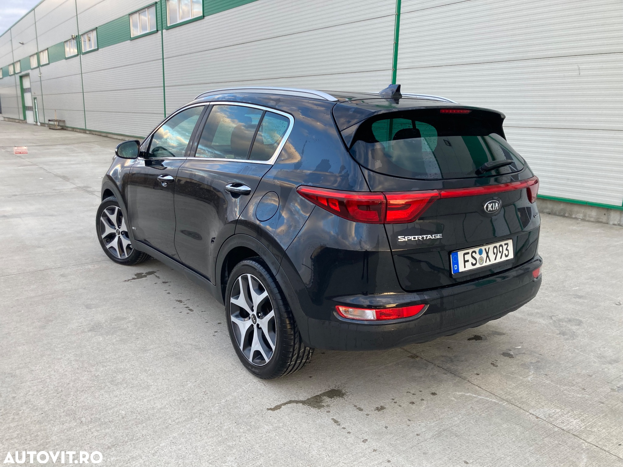 Kia Sportage 2,0 CRDI AWD Aut. Platinum - 33