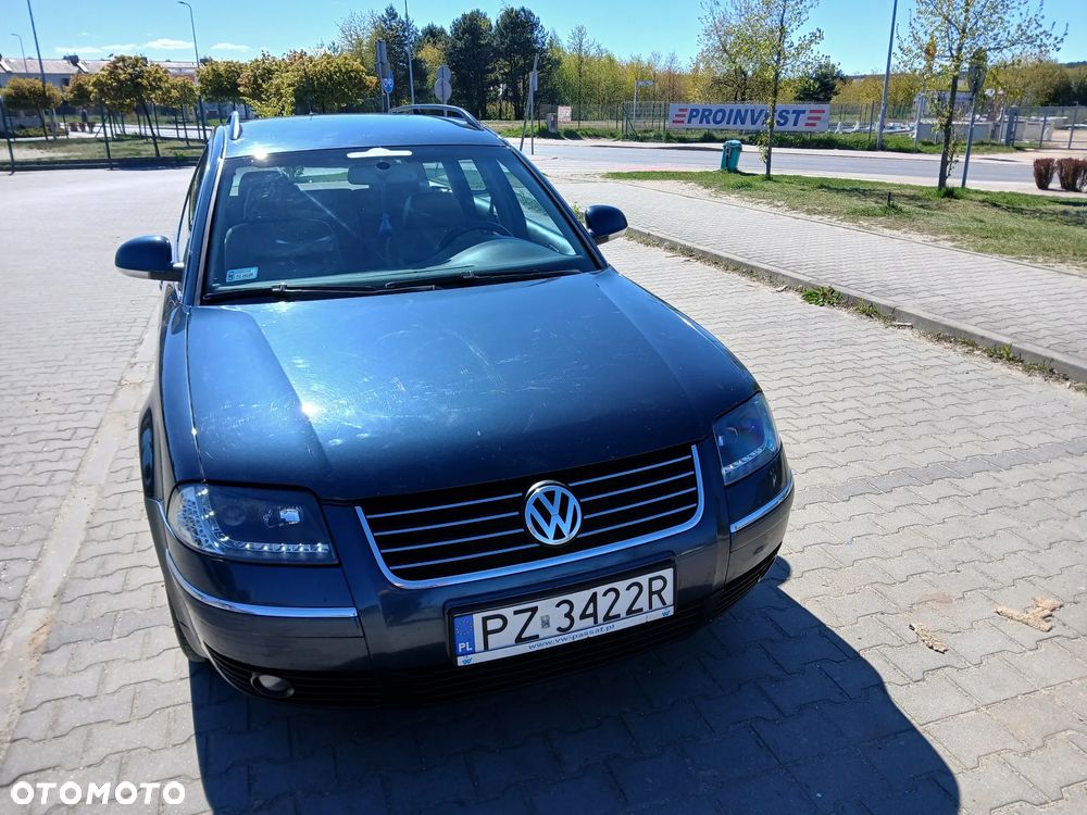 Volkswagen Passat 2.5 TDI V6 Comfortline - 1