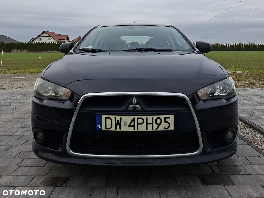 Mitsubishi Lancer - 8