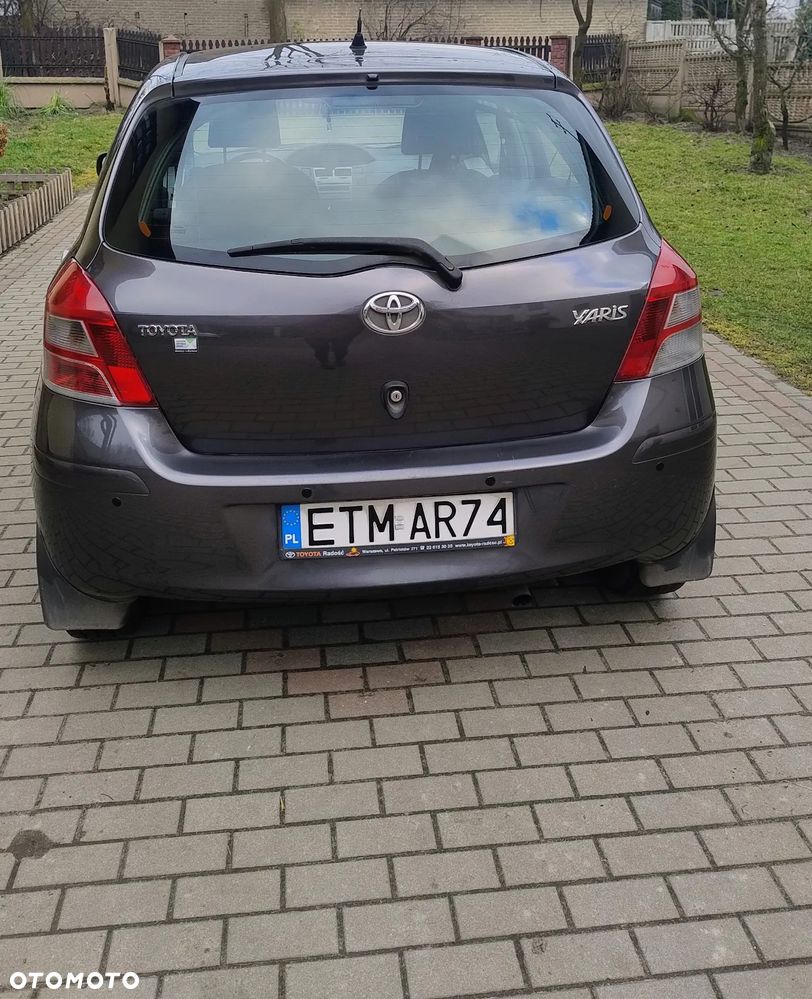 Toyota Yaris 1.33 2010 - 6