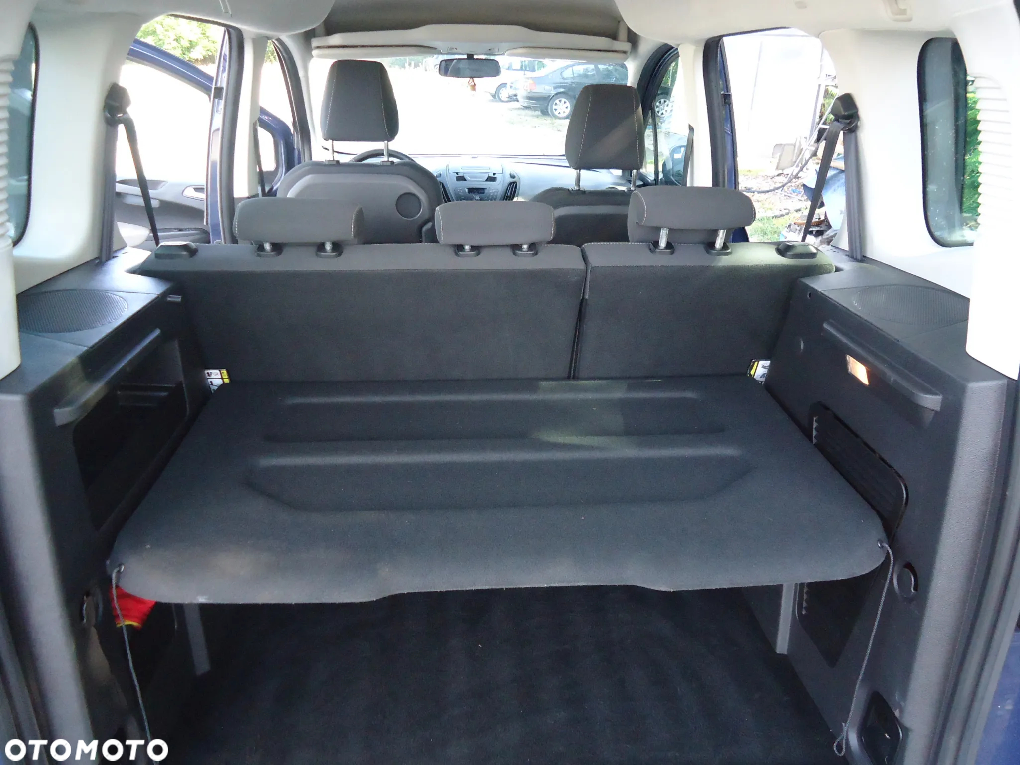 Ford Tourneo Courier 1.5 TDCi Trend - 10