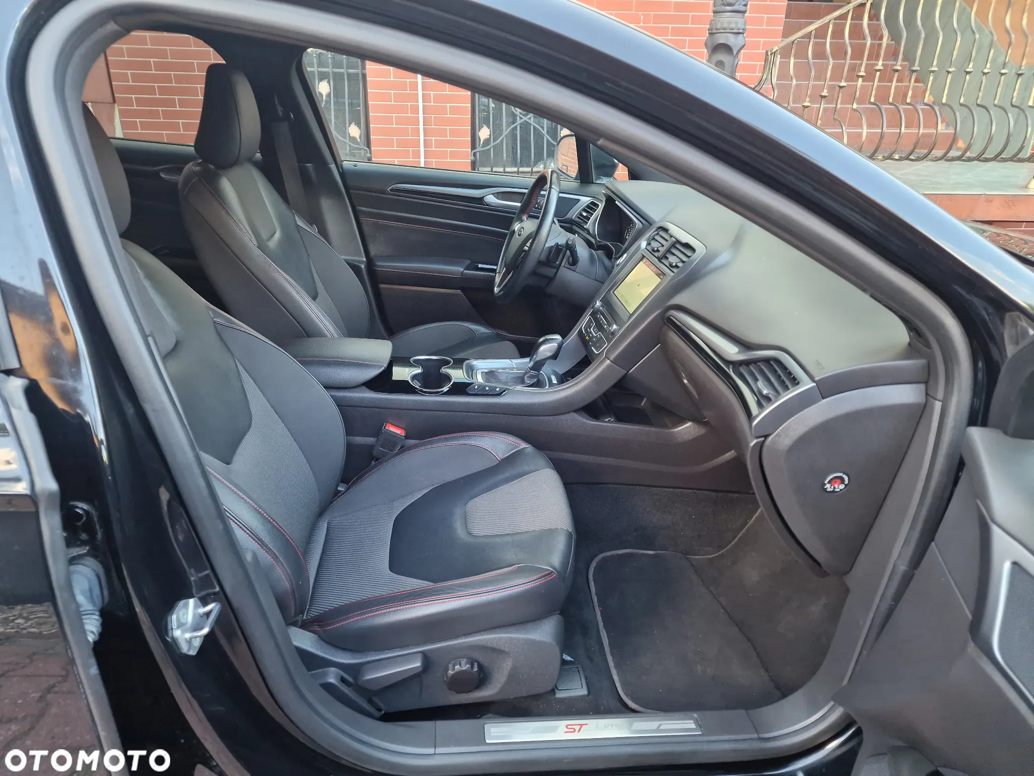 Ford Mondeo 2.0 EcoBoost Start-Stopp Autom ST-Line - 10