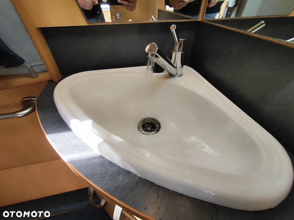 SWIFT Sterling Eccles - 28