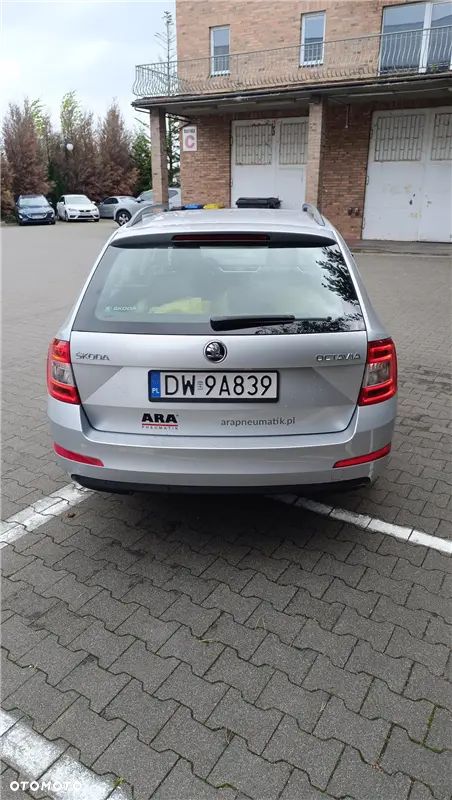 Skoda Octavia 1.6 TDI Ambition - 3