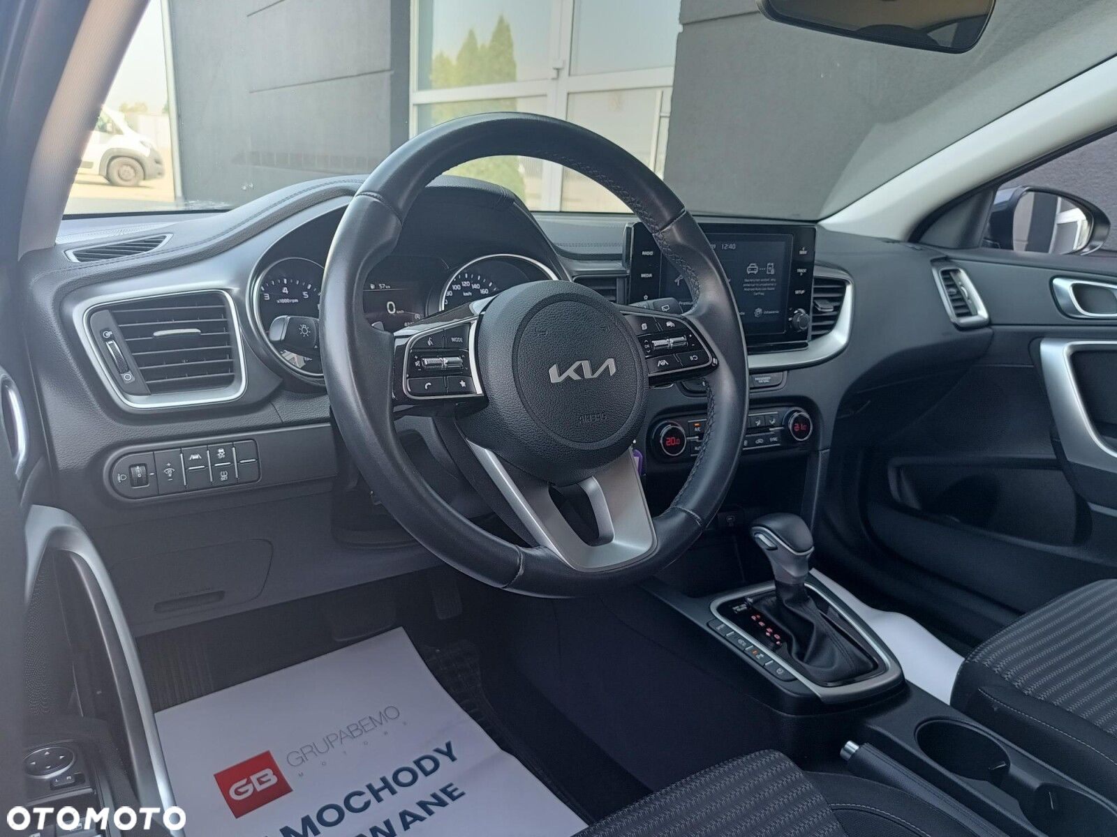 Kia XCeed - 15