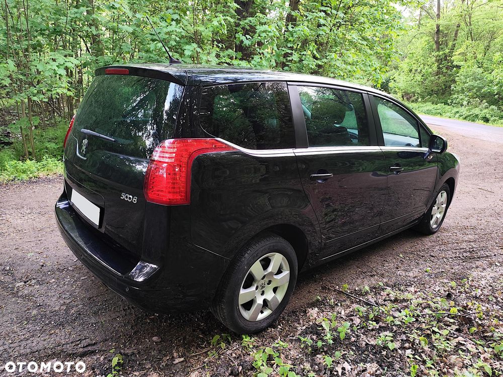Peugeot 5008 HDI FAP 150 Family - 4