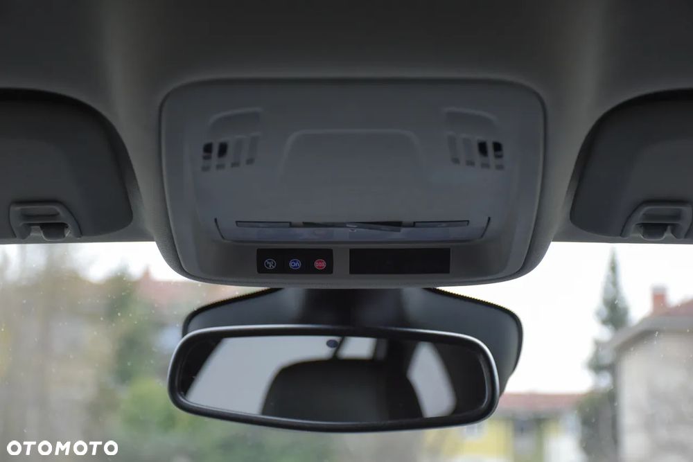 Opel Astra 1.6 D (CDTI) Start/Stop Dynamic - 31