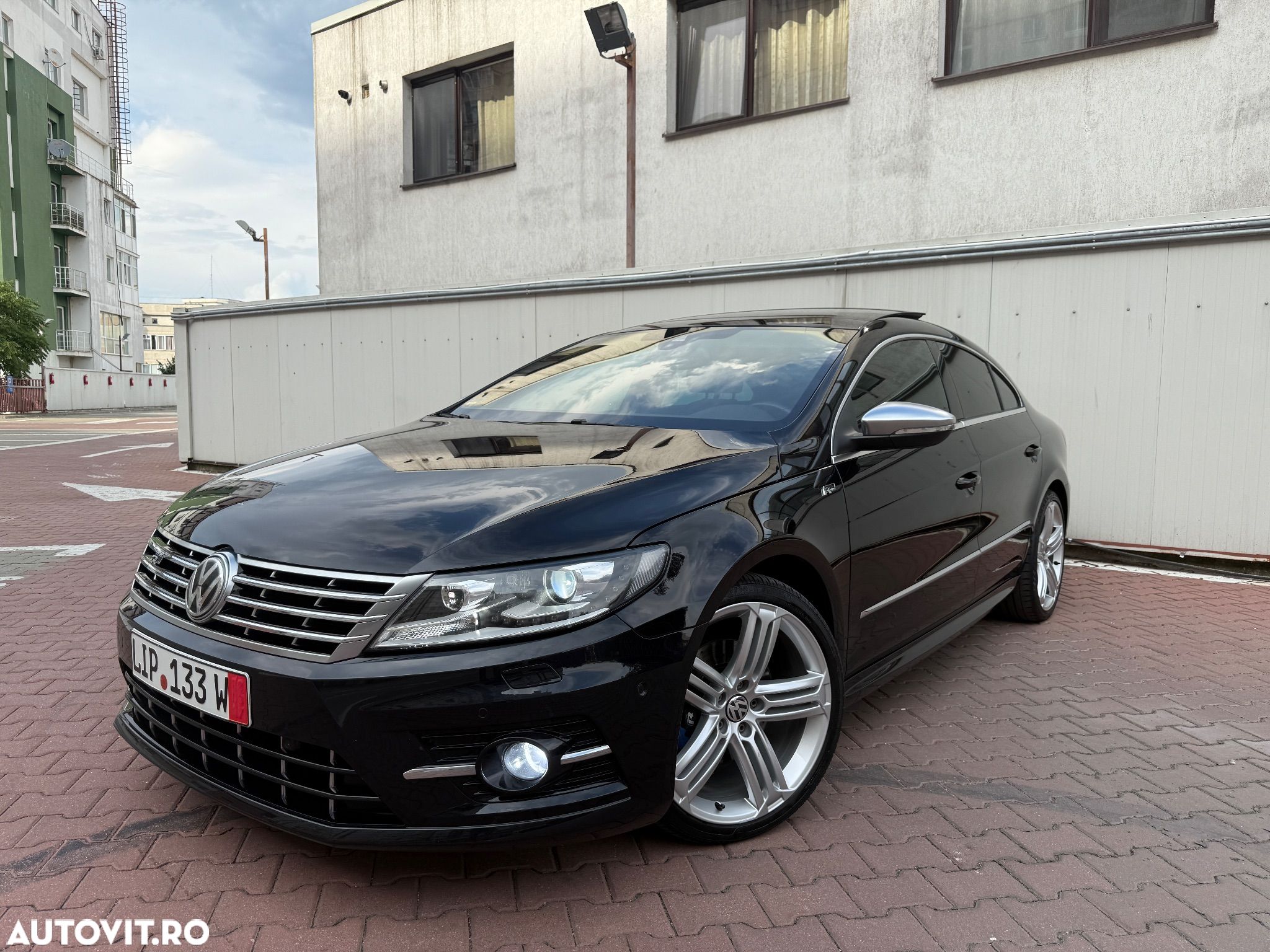 Volkswagen Passat CC 2.0 TDI 4Motion BlueMotion Technology DSG - 1