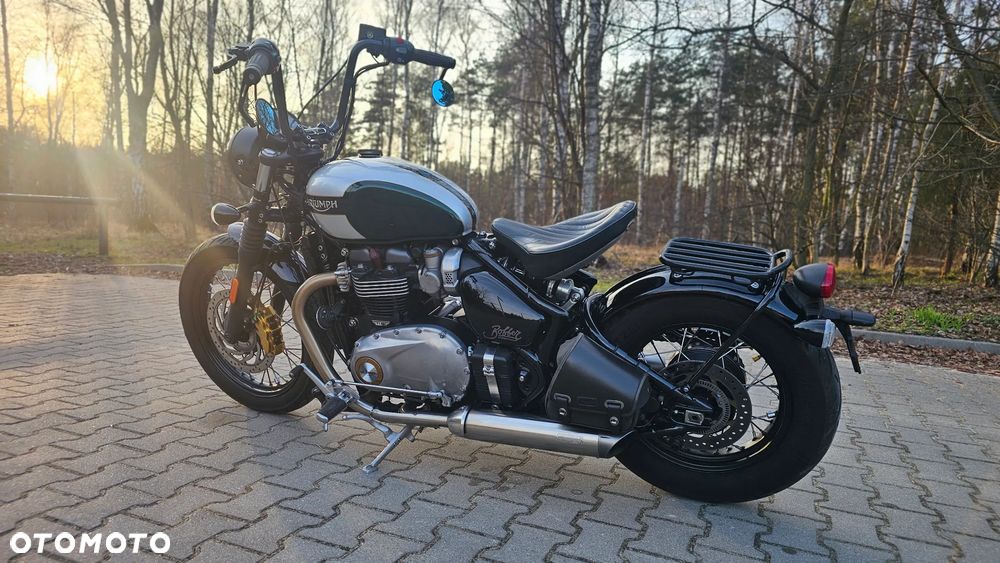 Triumph Bonneville Bobber - 6
