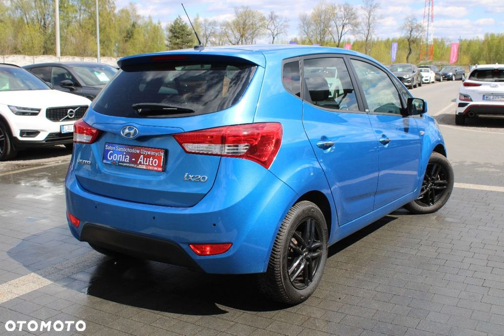 Hyundai ix20 - 7