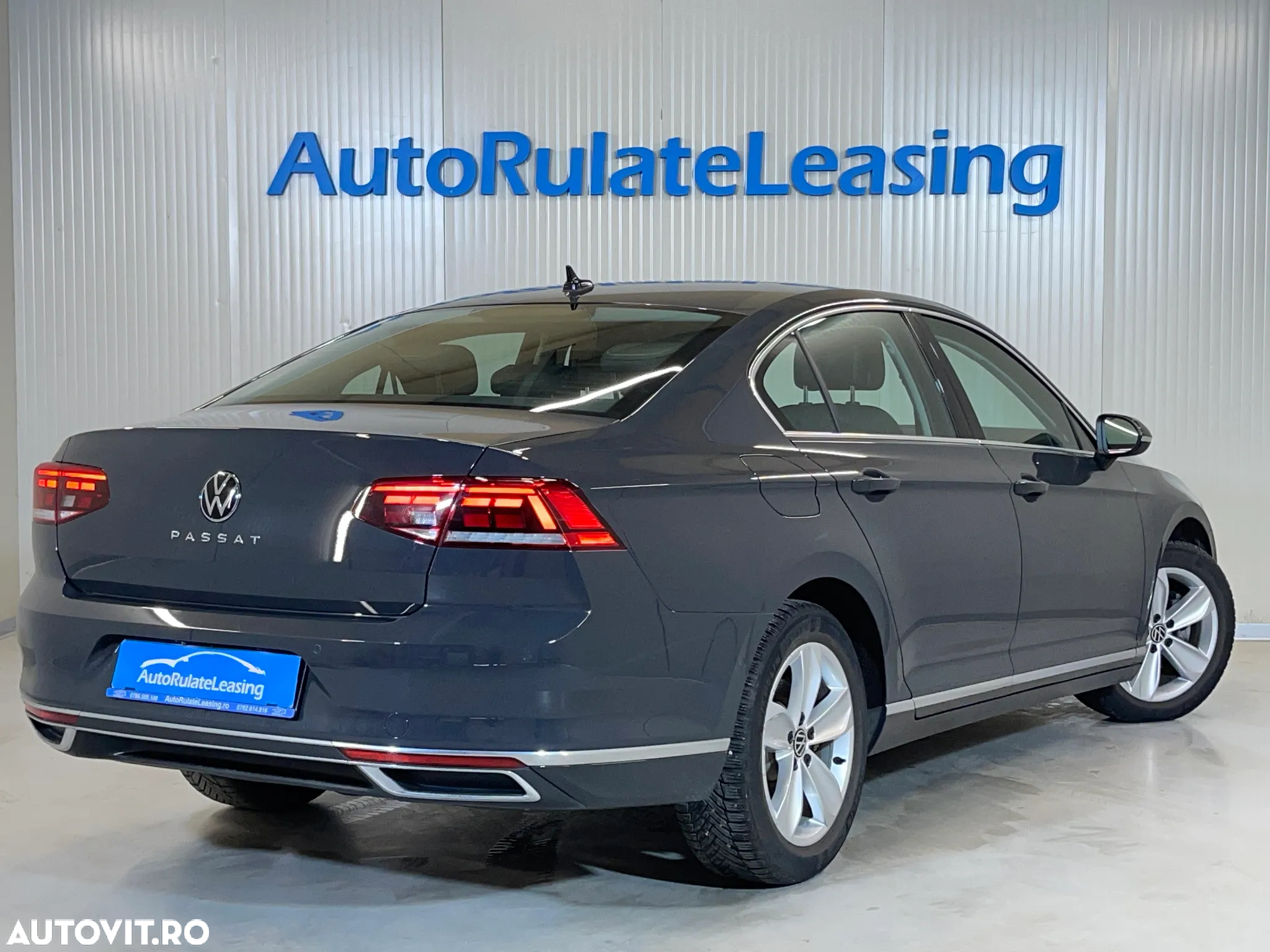 Volkswagen Passat 2.0 TDI DSG Highline - 3