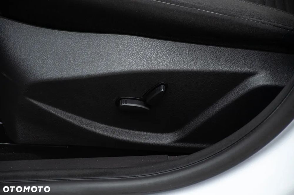 Ford Focus 1.5 EcoBoost STart-Stopp-System ST-Line - 38