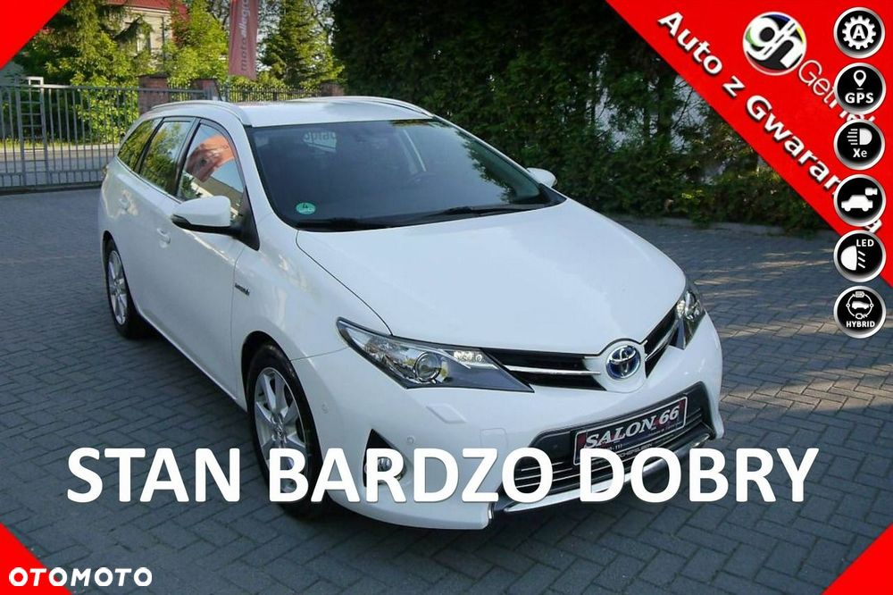 Toyota Auris - 1