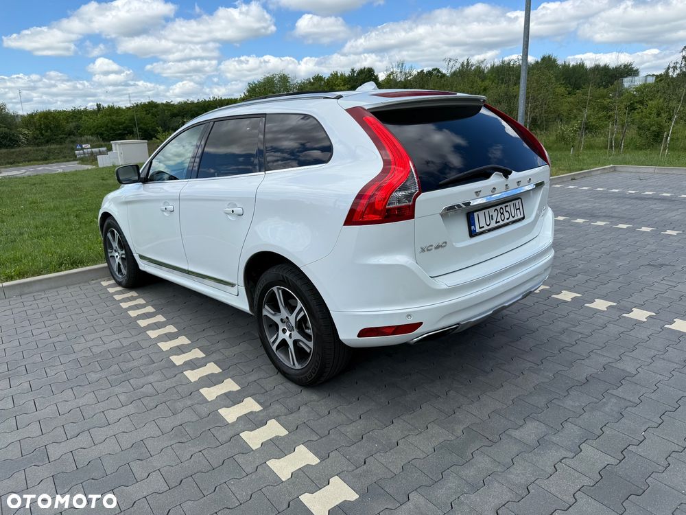 Volvo XC 60 T6 AWD Momentum - 3
