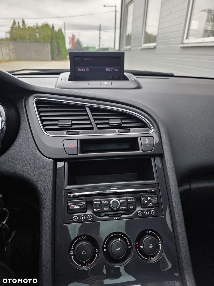 Peugeot 5008 - 20