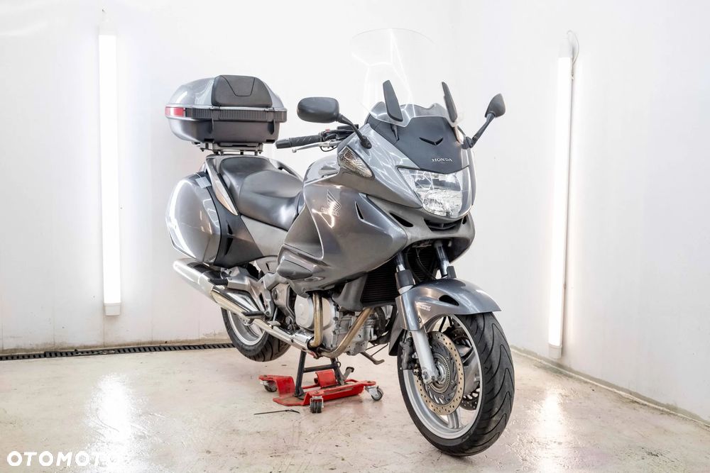 Honda Deauville - 4