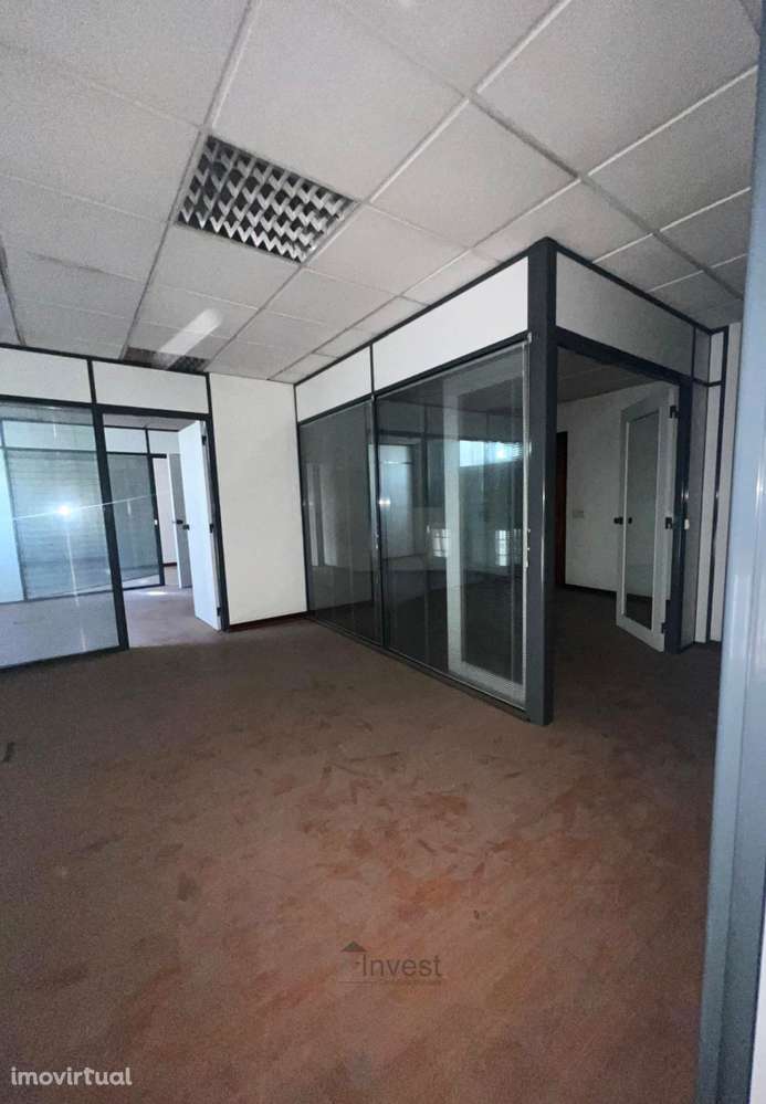 Escritório em Lisboa no coração do Chiado para arrendamento - Grande imagem: 2/26