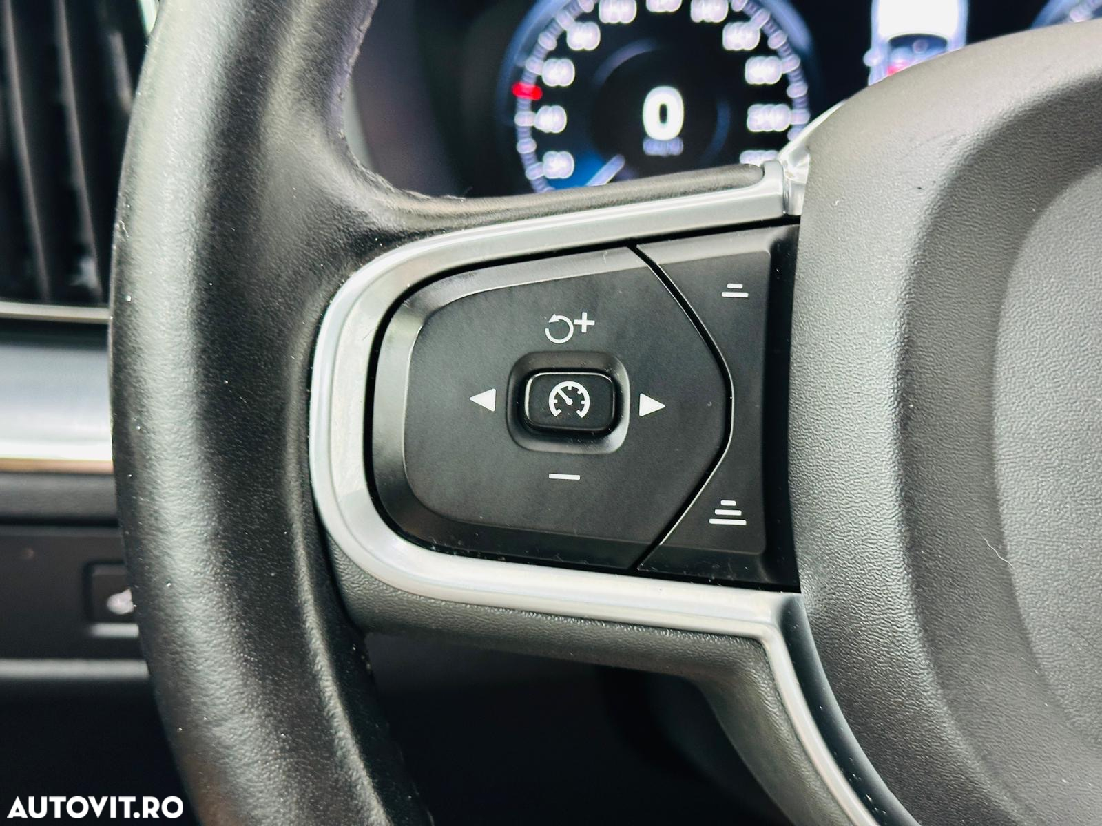 Volvo XC 60 - 34